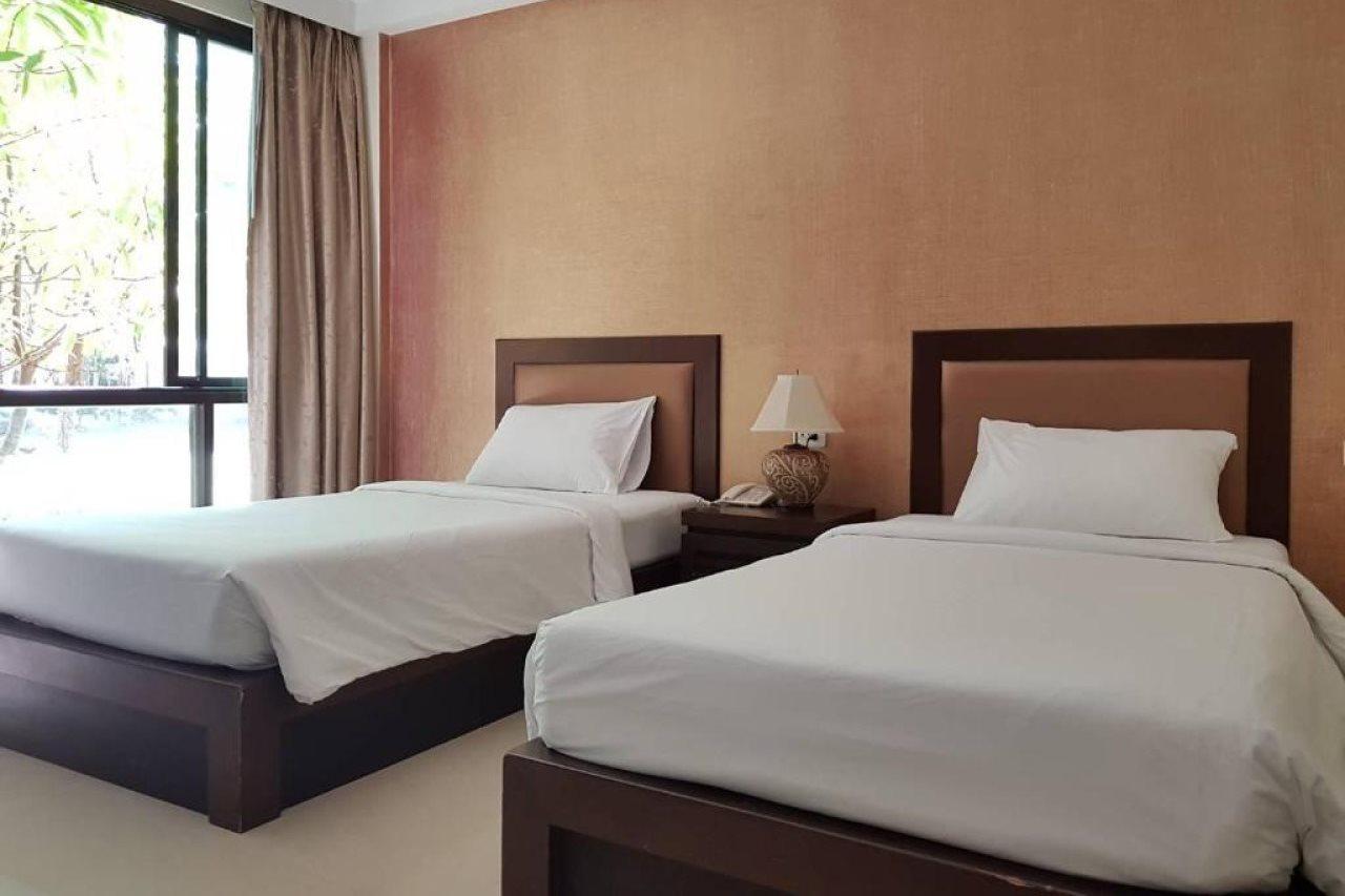 Srilamduan Hotel Sisaket Zewnętrze zdjęcie