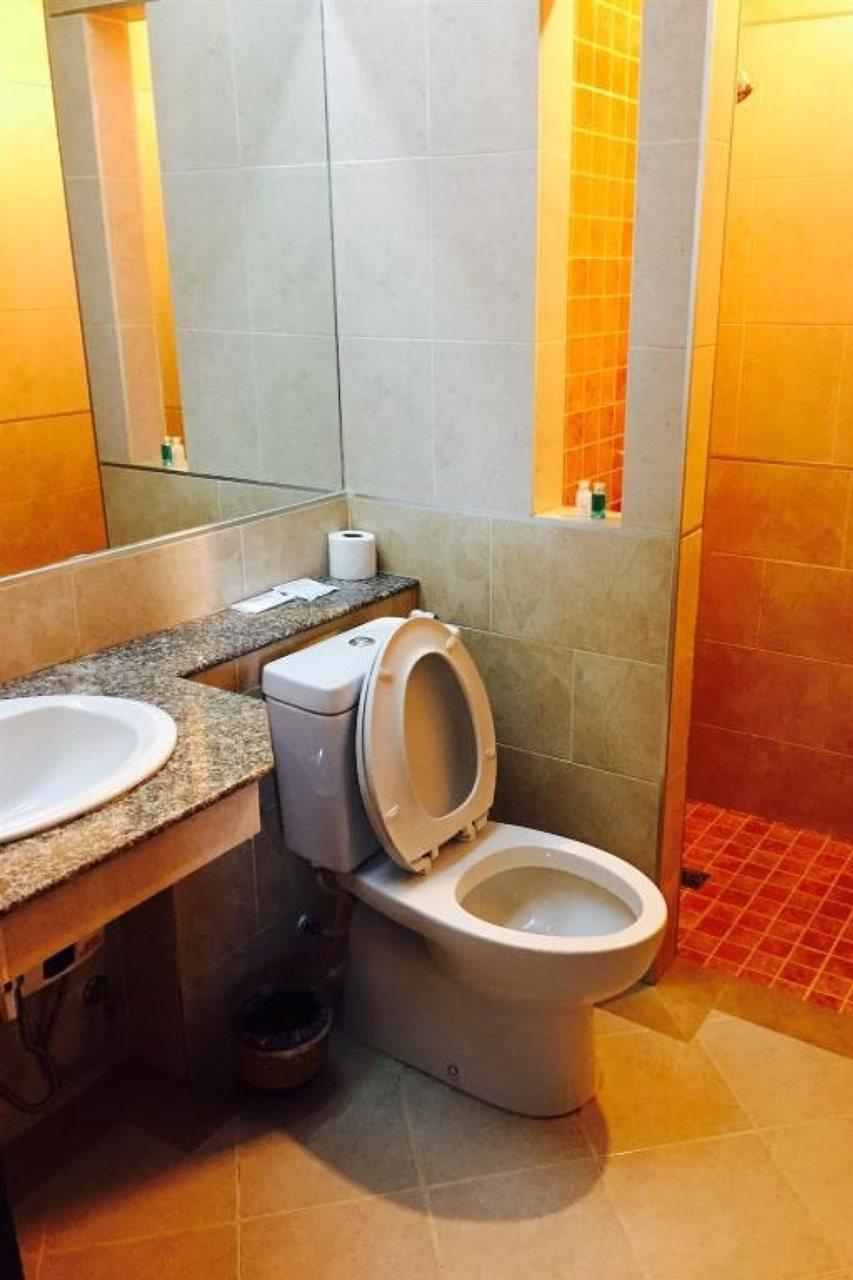 Srilamduan Hotel Sisaket Zewnętrze zdjęcie