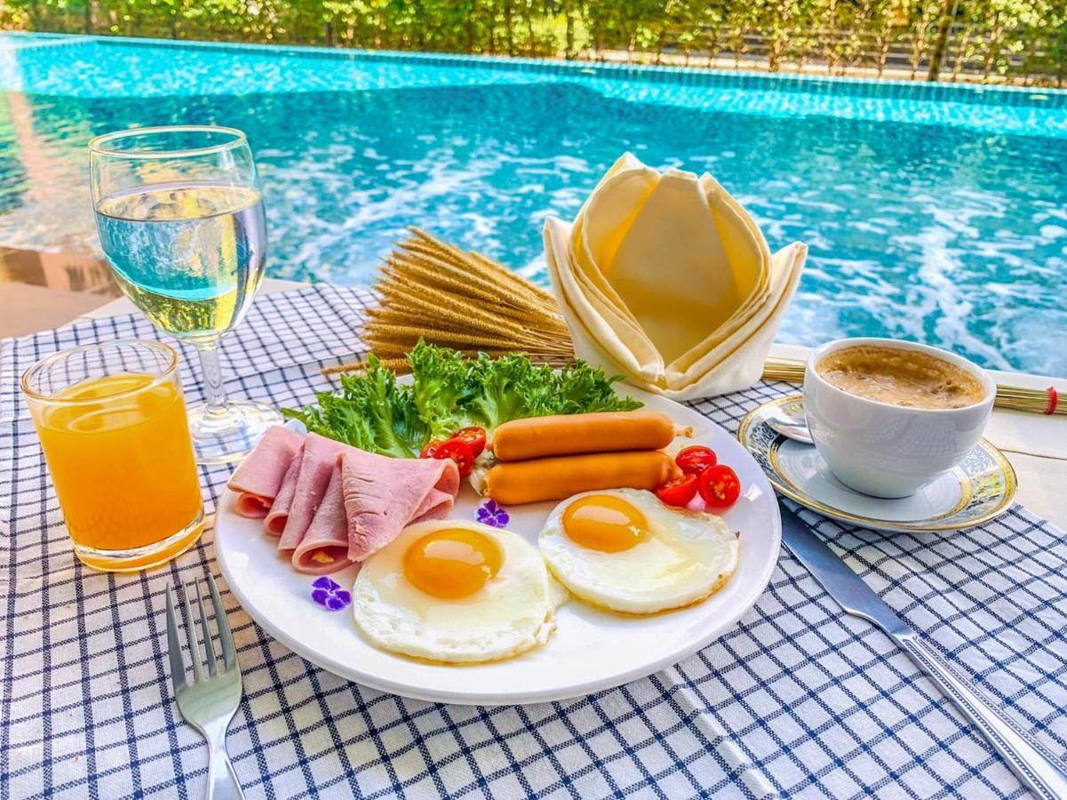 Srilamduan Hotel Sisaket Zewnętrze zdjęcie