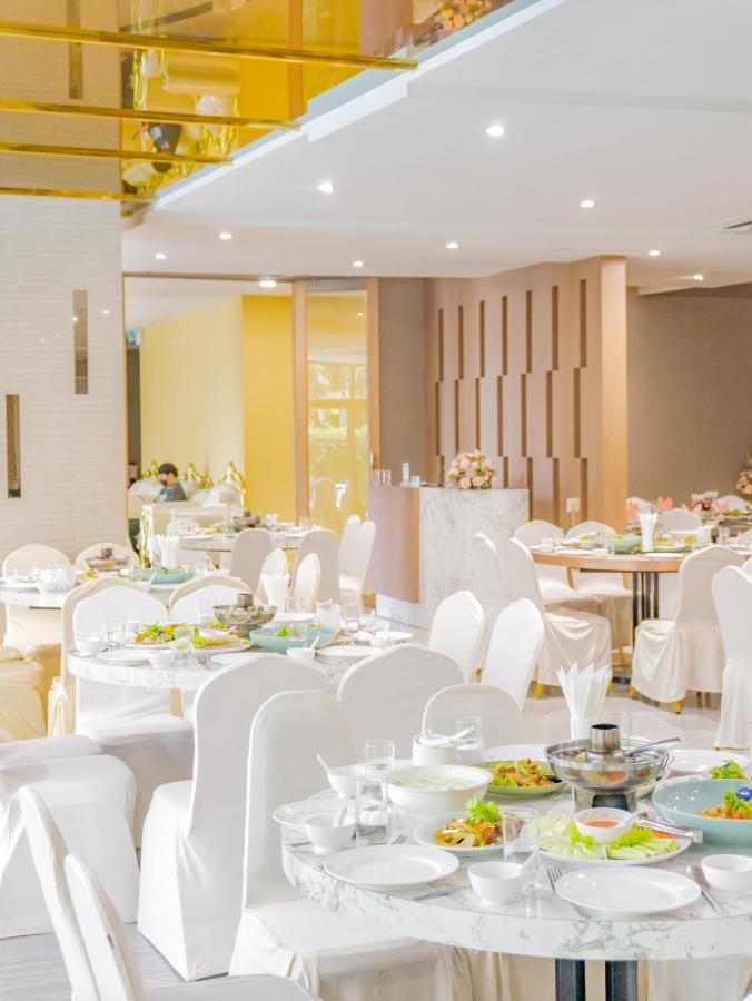 Srilamduan Hotel Sisaket Zewnętrze zdjęcie