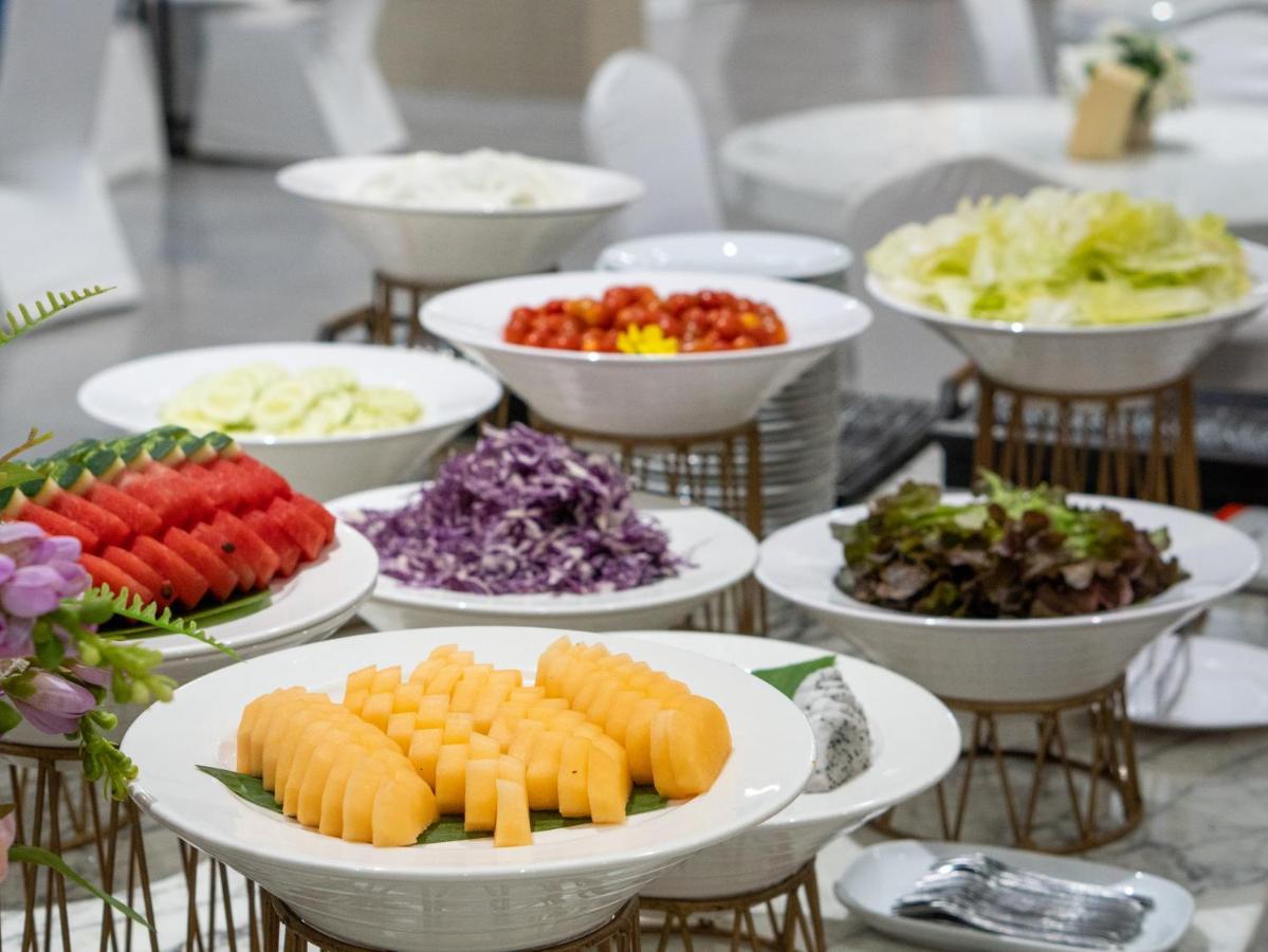 Srilamduan Hotel Sisaket Zewnętrze zdjęcie