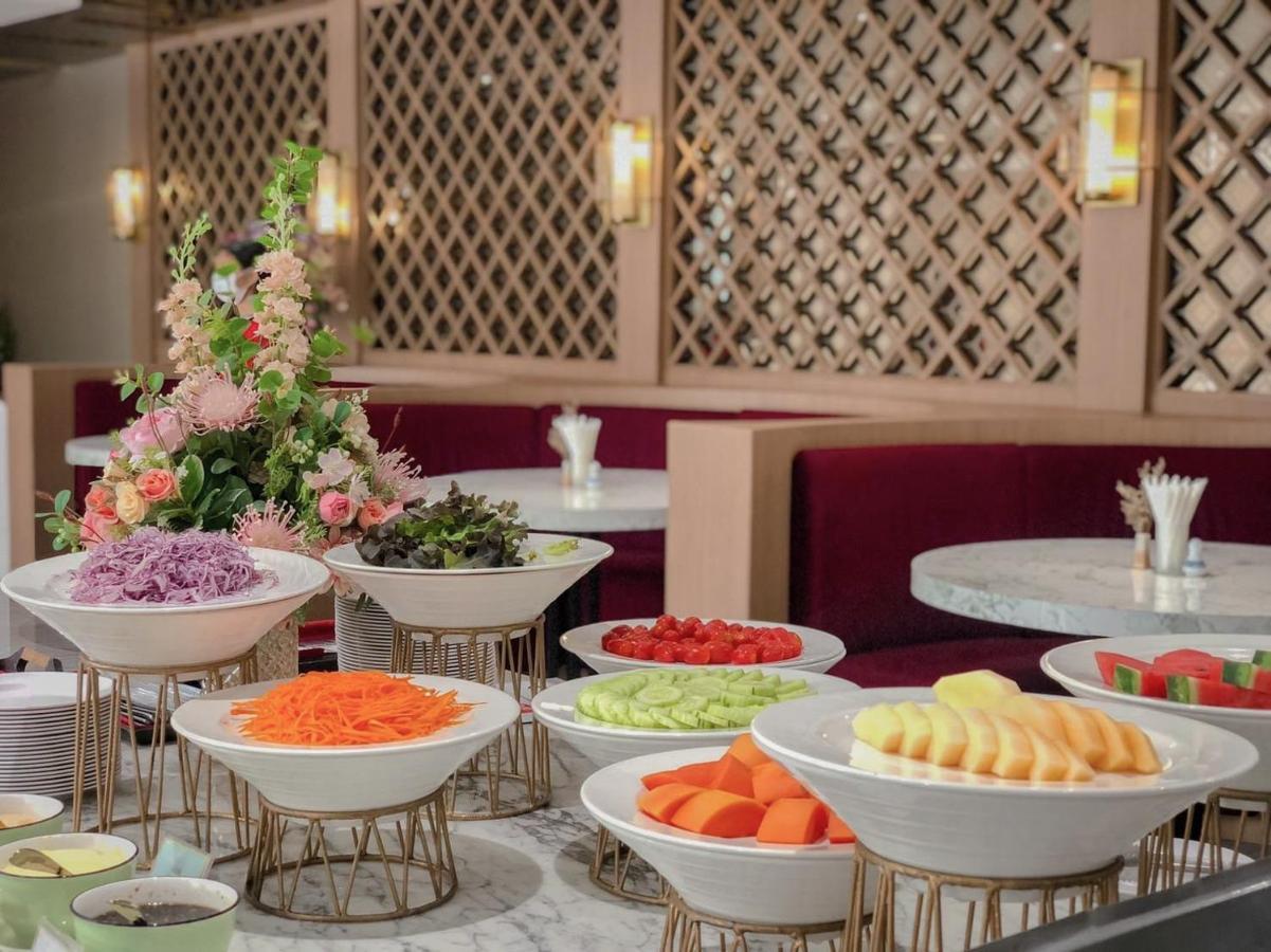 Srilamduan Hotel Sisaket Zewnętrze zdjęcie
