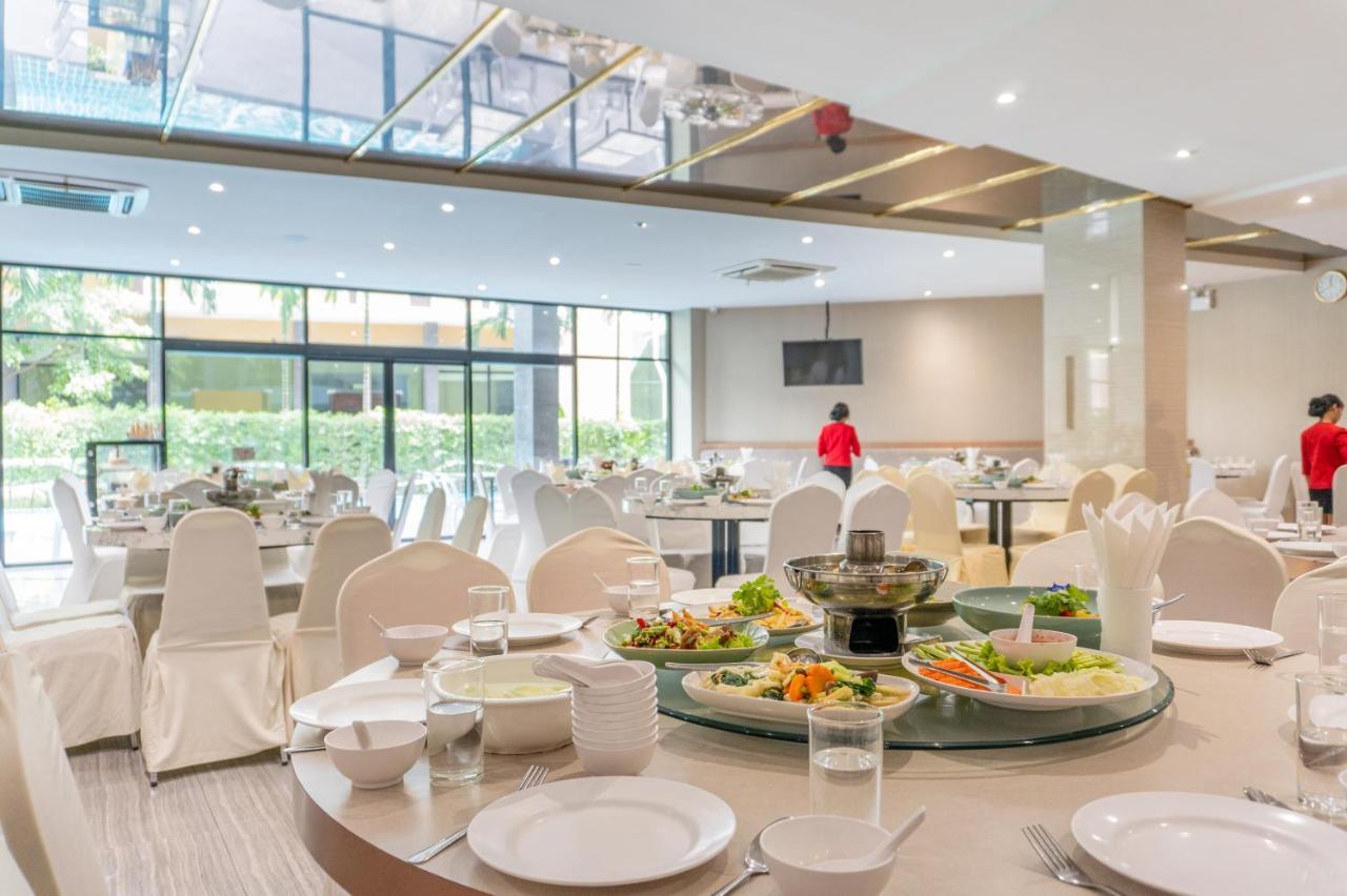 Srilamduan Hotel Sisaket Zewnętrze zdjęcie