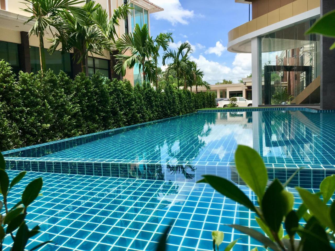Srilamduan Hotel Sisaket Zewnętrze zdjęcie